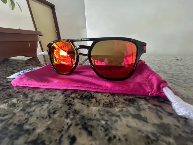 Oculos Oakley LATCH BETA