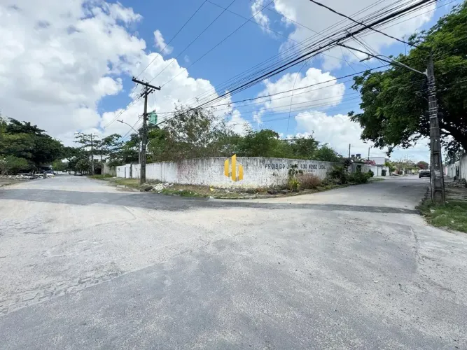 OPORTUNIDADE COMERCIAL NO CORDEIRO (AO LADO DA CAXANGÁ) Com 1204M
