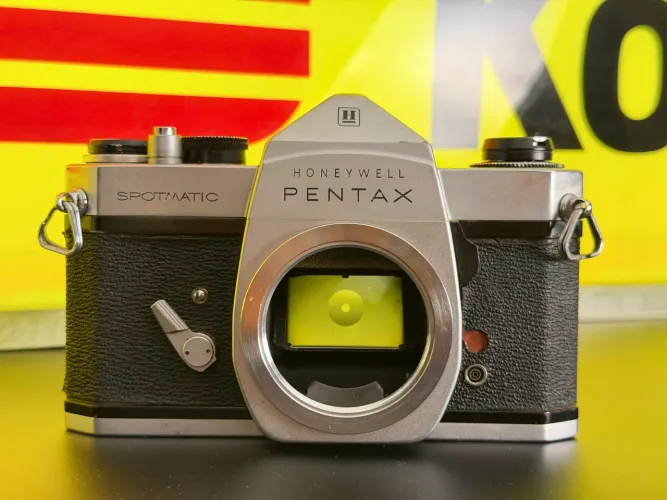 Pentax Honeywell (Spotmatic) - câmera analógica clássica