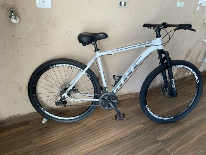 Bicicleta aro 29 tamanho 21.