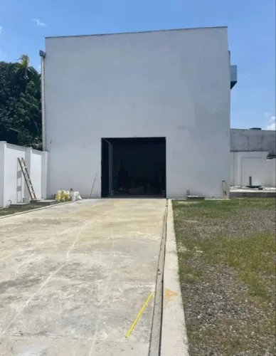 Galpão/Armazém 750m² e Terreno 1.160m² c/ Doca e Pé direito 12m / 100% Documentado