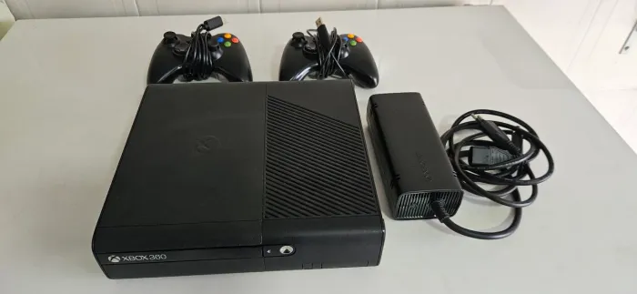 Xbox 360 super slim (barato)