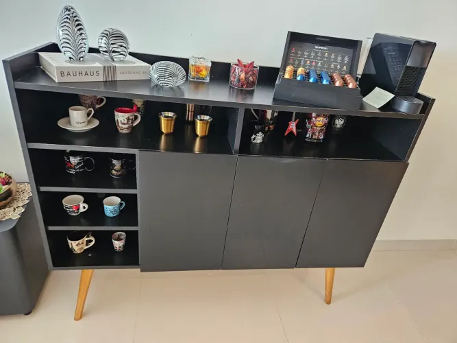 Aparador/mesa de café preta