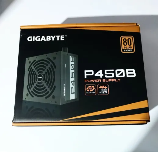 FONTE P450B ( MUITO NOVA )