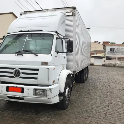 Volkswagen 14.220 - Ano 1995