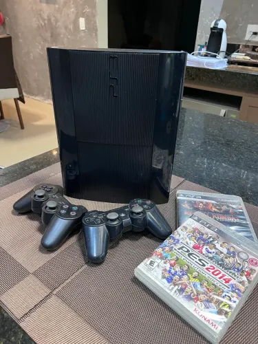 PlayStation 3 super slim 