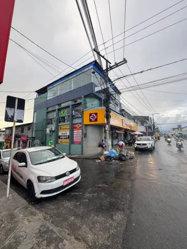 AMPLA SALA COMERCIAL