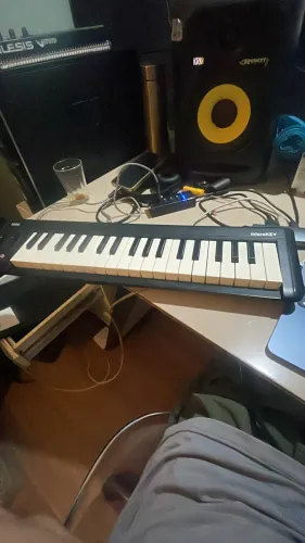 Teclado/Controladora MIDI Korg MicroKEY 