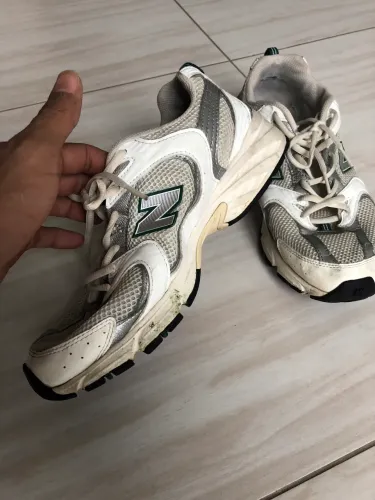 Tênis New Balance 42