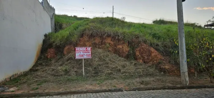 Terreno com excelente custo-benefício em Leopoldina/MG.