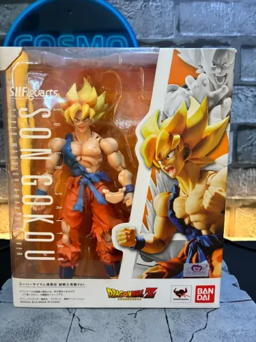 Dragon Ball Z SH Figuarts - Goku SSJ Awakening Bandai
