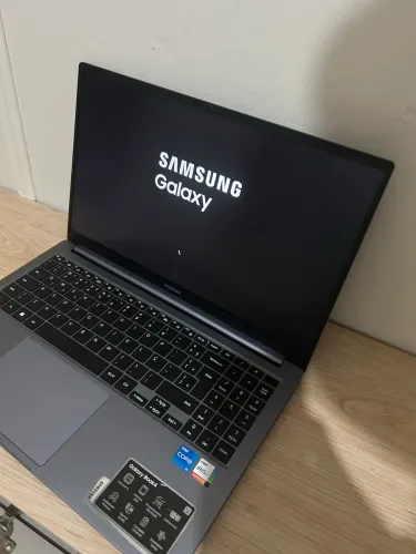 Notebook Samsung galaxy 4