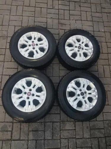 Rodas 15 Fiat adventure 
