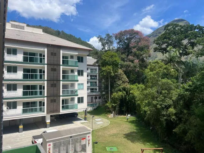 Apartamento para Venda em Petrópolis, Retiro, 2 dormitórios, 1 suíte, 2 banheiros, 1 vaga