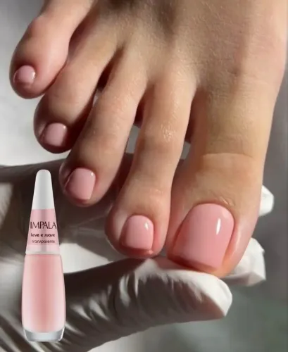 Vaga para manicure