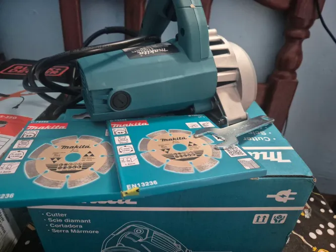 Serra mármore makita 4100nh nunca usada