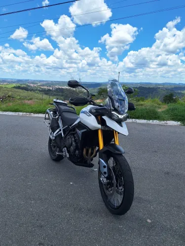 Triumph tiger 900 2023