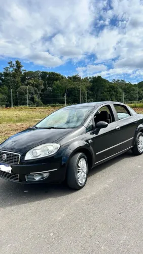 Fiat Linea Essence Dualogic 1.8 Flex 16V 4P 2012