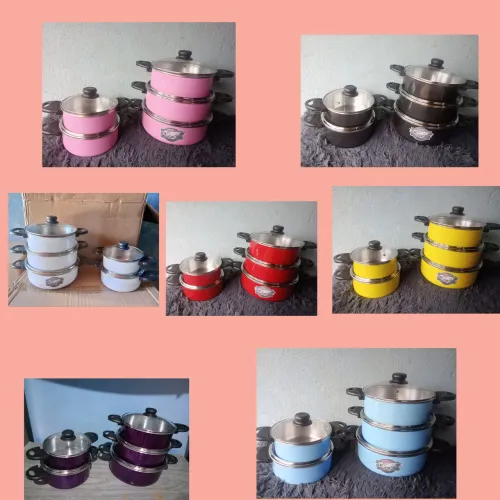 Eu está vendendo lindos conjunto de panela com as tampa de vidro