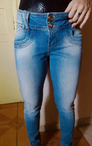 Calça jeans azul