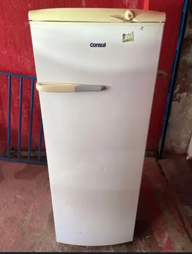 Geladeira usada, funcionando perfeitamente