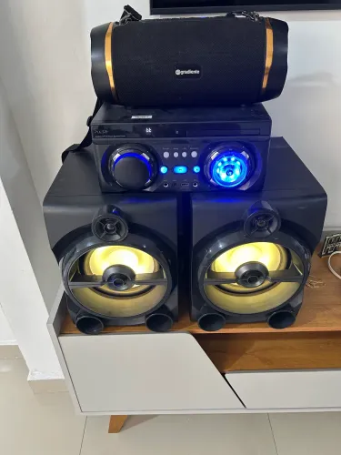 Mini System Bluetooth Pulse Sp700 Dvd Rádio Usb Com Controle Cor Preto Potência RMS 2350 W