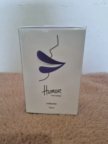 Perfume natura humor me beija masculino 75ml