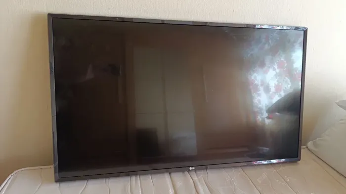 TV LG COM AVARIA