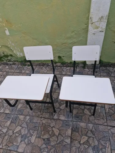 Cadeiras escolares