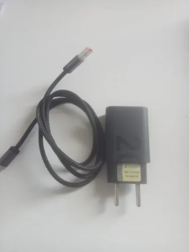Vendo carregador Motorola original 20w