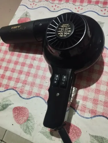 Estou vendendo um secador funcionando