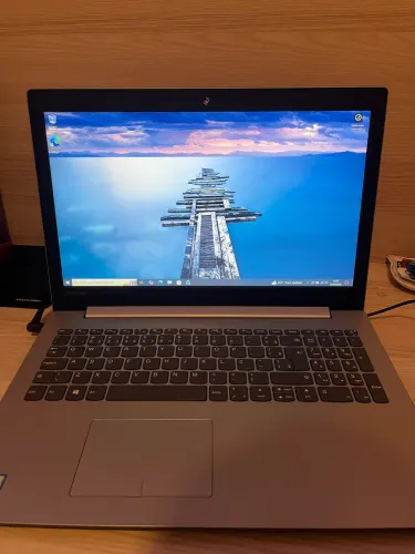 Notebook lenovo Intel core i3. Windows 10 Pro