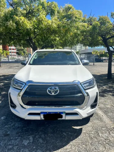 Toyota Hilux CD SRV 4X4 2.8 TDI Diesel Aut. 2025