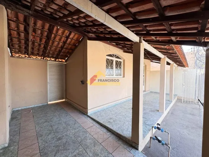 Casa para aluguel, 2 quartos, Interlagos - Divinópolis/MG
