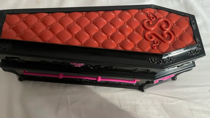 Porta-Joias Caixão Monster High