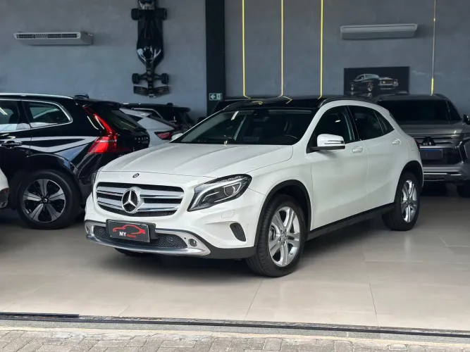 Mercedes-Benz GLA 200 Enduro 1.6 TB 16V Flex Aut. 2017