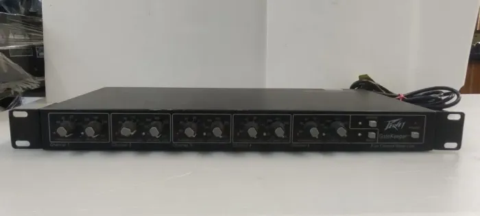 NOISE GATE PEAVY GATEKEEPER 5 CANAIS  USADO
