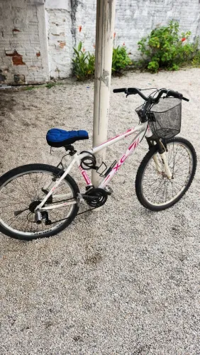 Bicicleta XC Aro 26 - Excelente Estado