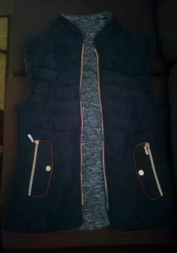 Colete UNISSEX com Zíper e Bolsos Inclinados, Outono/Inverno