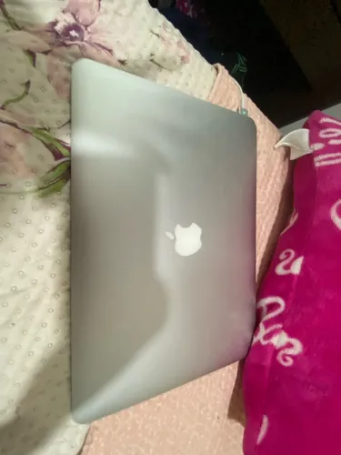 MacBook Air 13? A1466 Early 2014 ?vendido para peças ou aproveitamento da carcaça.
