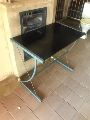 Mesa para computador e escritório