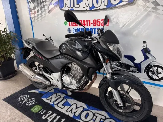 Cb300 Revisada com Garantia! Financia e PARCELA! Aceitamos Troca! Nil Motos