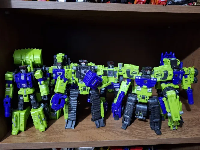 Transformers Devastator TFC