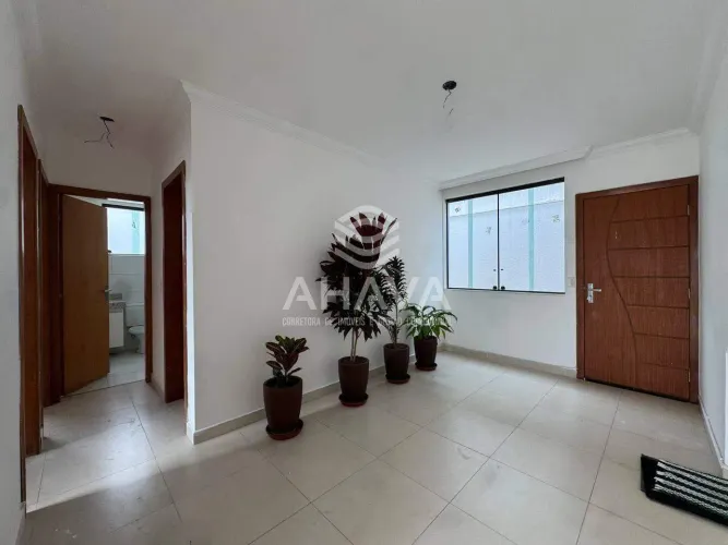 Área Privativa com 3 Quartos sendo 1 Suíte, 1 Vaga, Bairro Rio Branco