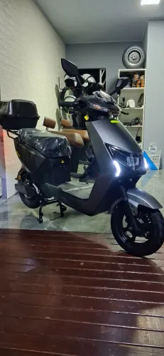 SCOOTER ELÉTRICA AUTOPROPELIDO S3 1000W 60V MODELO NOVO