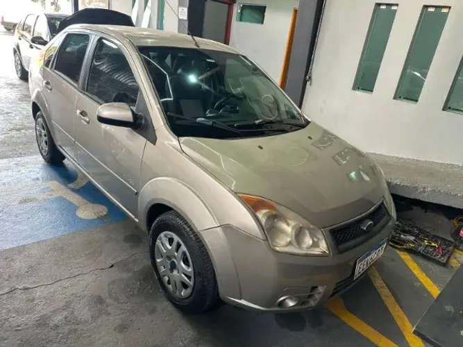 Ford Fiesta Sed. 1.6 8V Flex 4P 2009
