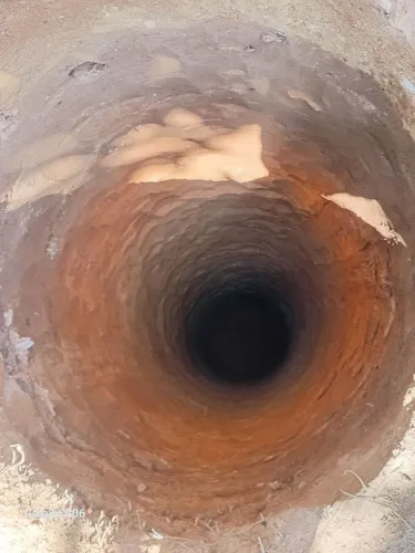 Furador de tubulão e fossa caixa e valeta Trabalhamos em qualquer lugar 