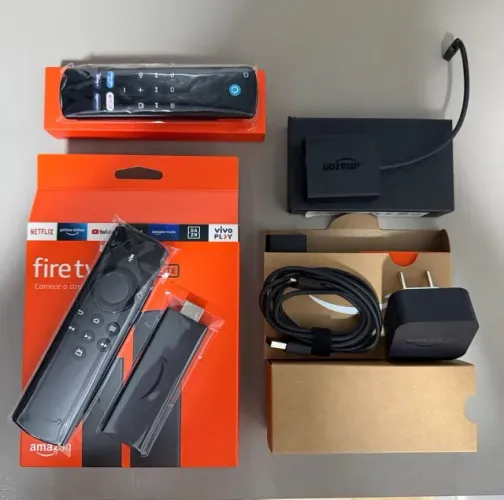 Amazon Fire TV Stick Lite + Adaptador Ethernet + Controle Alexa com Controle de TV