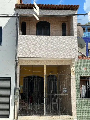 VENDE-SE CASA SANTO AMARO/BA