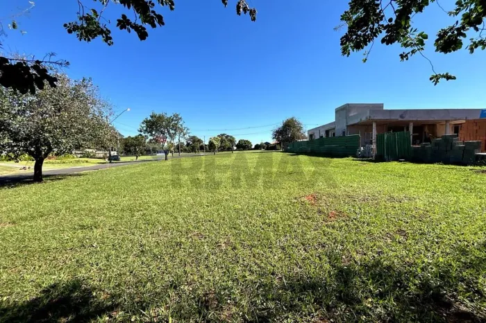 "Terreno 1.000 m² Residencial Plazza Ville - Jaguariuna/SP